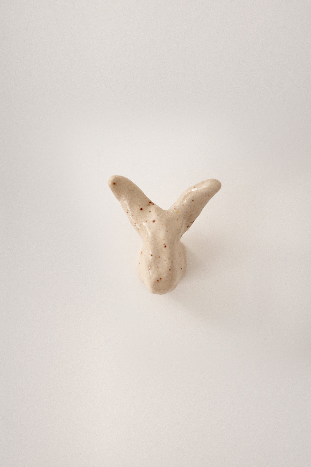 Fishtail Hook - speckled white