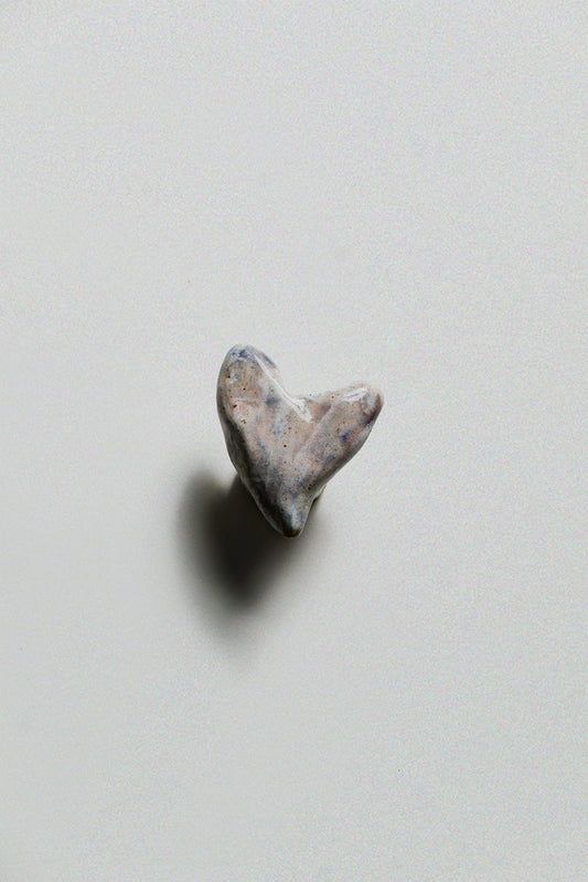 Ceramic knob, lilac heart