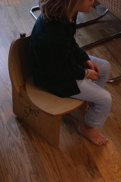 Otto Chair with Snail Trail