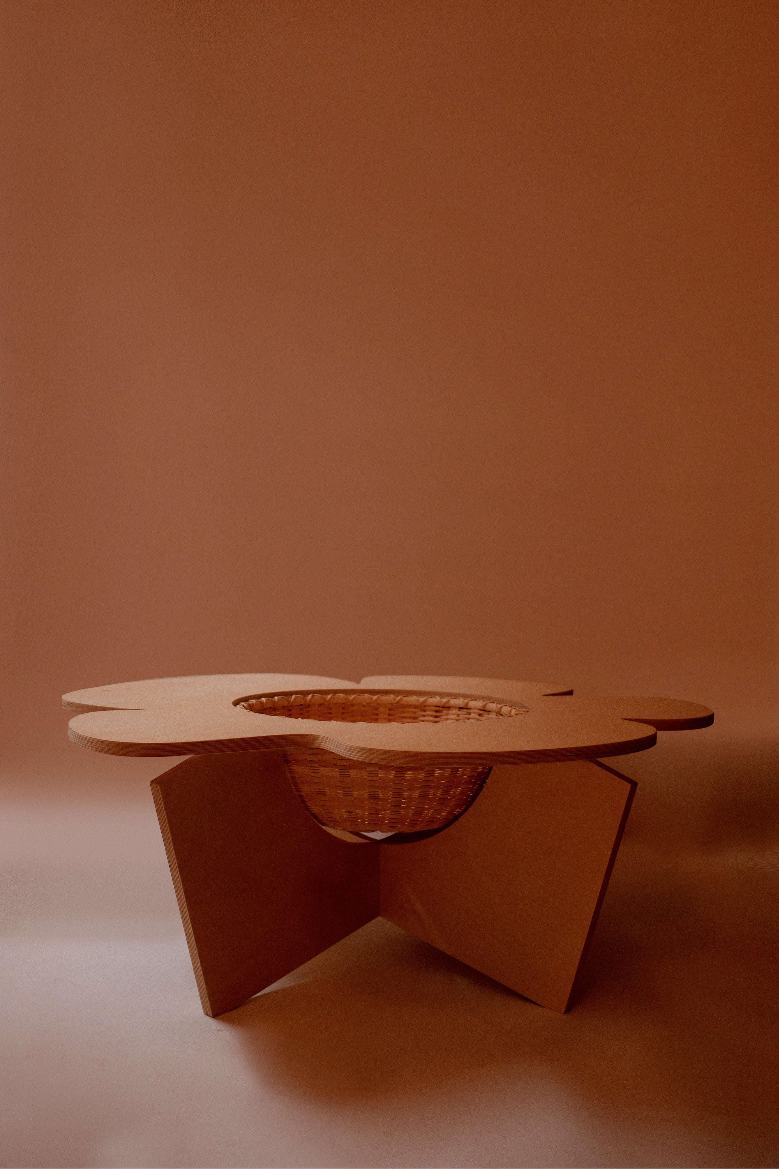 Flower Table – House of RoRo