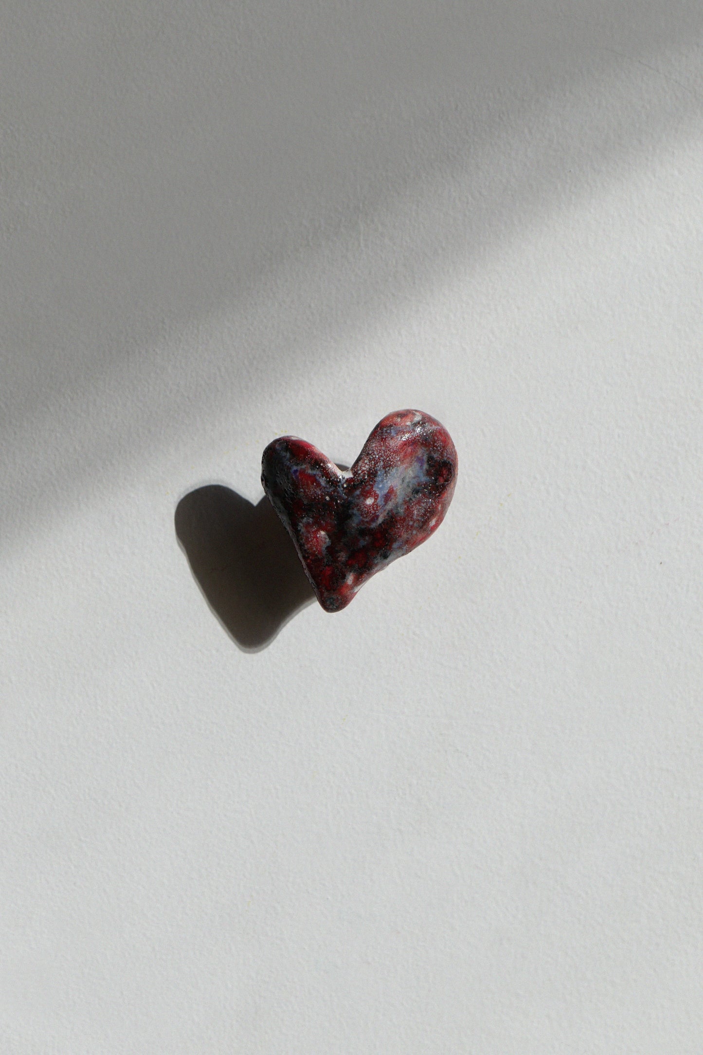 Ceramic knob, tiny heart